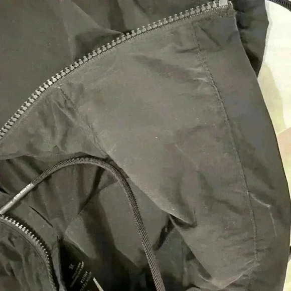 Athleta x Allyson Felix Women's Legend Lux half-Zip Crop Jacket Black Size XS - Picture 13 of 13